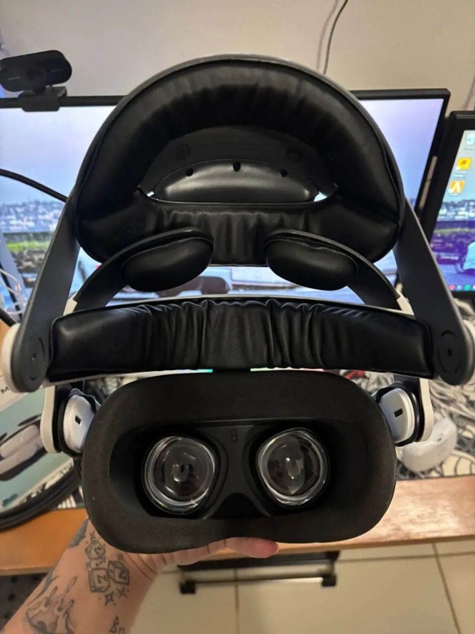 META QUEST 2 - OCULOS DE REALIDADE VIRTUAL - PC/XBOX - Foto 5