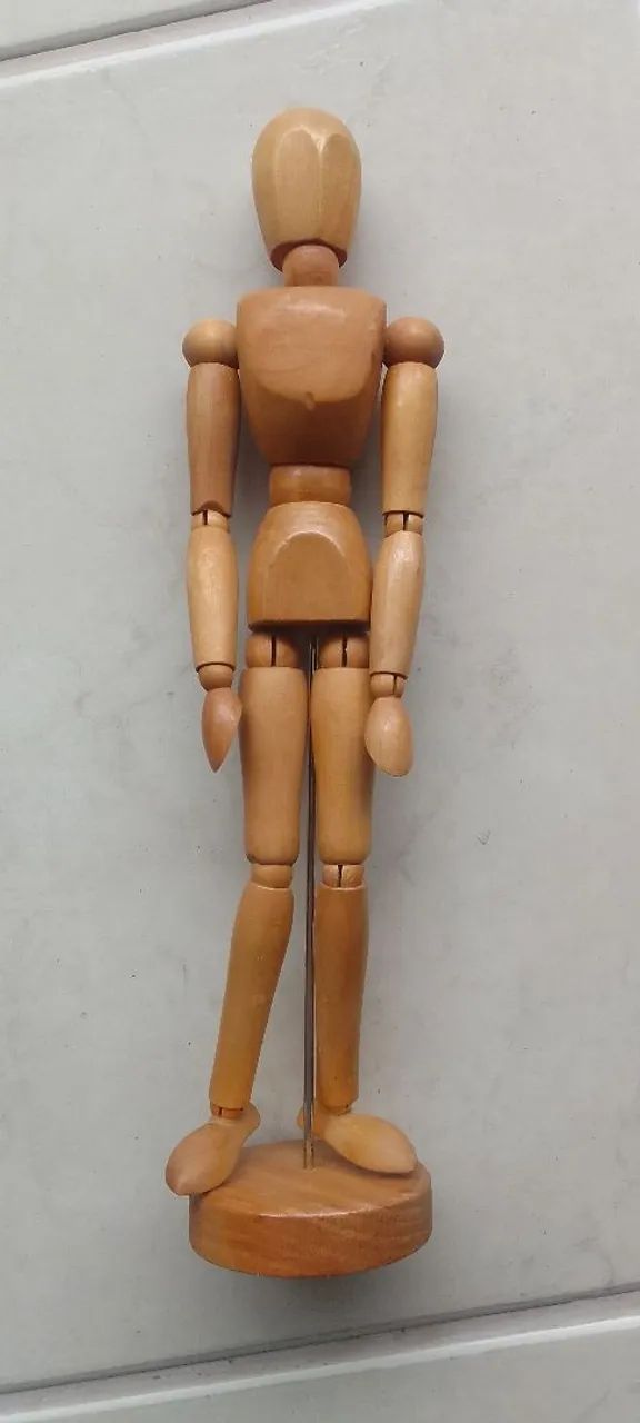 Boneco Articulado de Madeira
