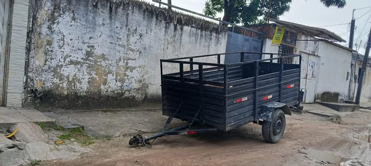 Faço frete e mudanças 