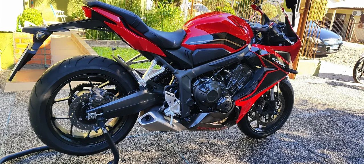CBR 650 R IMPECAVEL - Foto 3