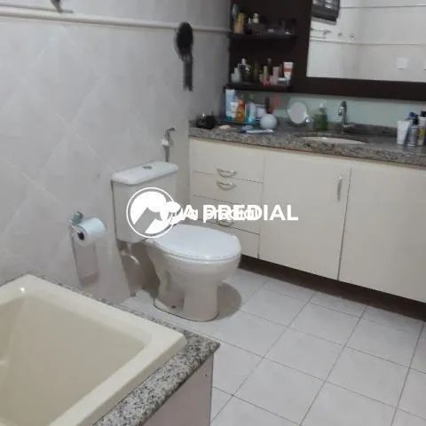 Casa plana muito ampla com 400m² de área construída - Foto 3