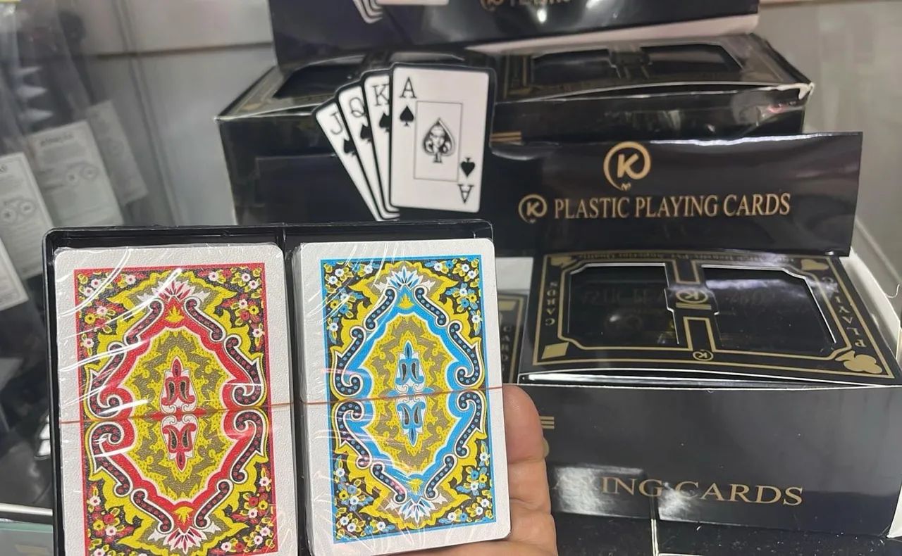 Jogo de Cartas K Plastic Playing Cards - Foto 3