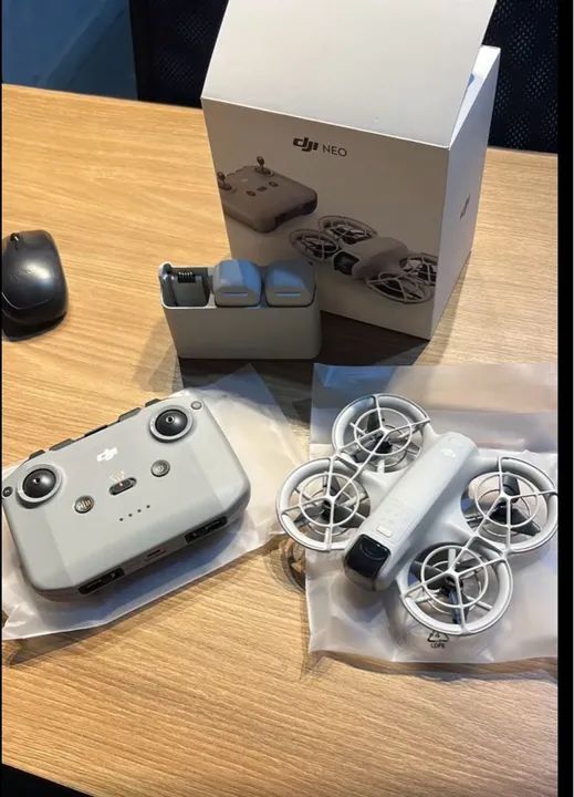 Drone Dji Neo - Combo Fly More