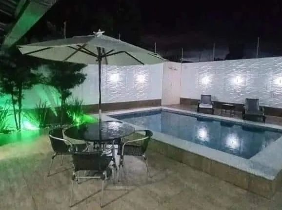 Alugo casa totalmente projetada e mobiliada  - Foto 5