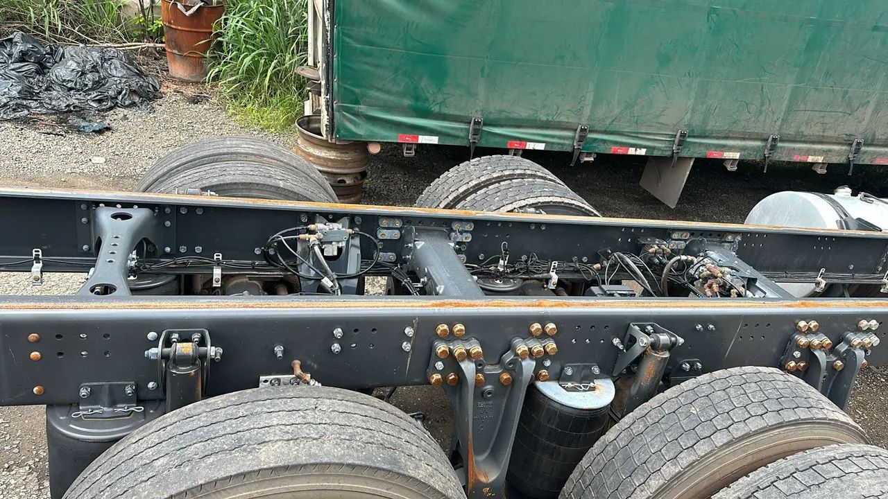 Caminhão Scania P310 - Excelente estado - Foto 7