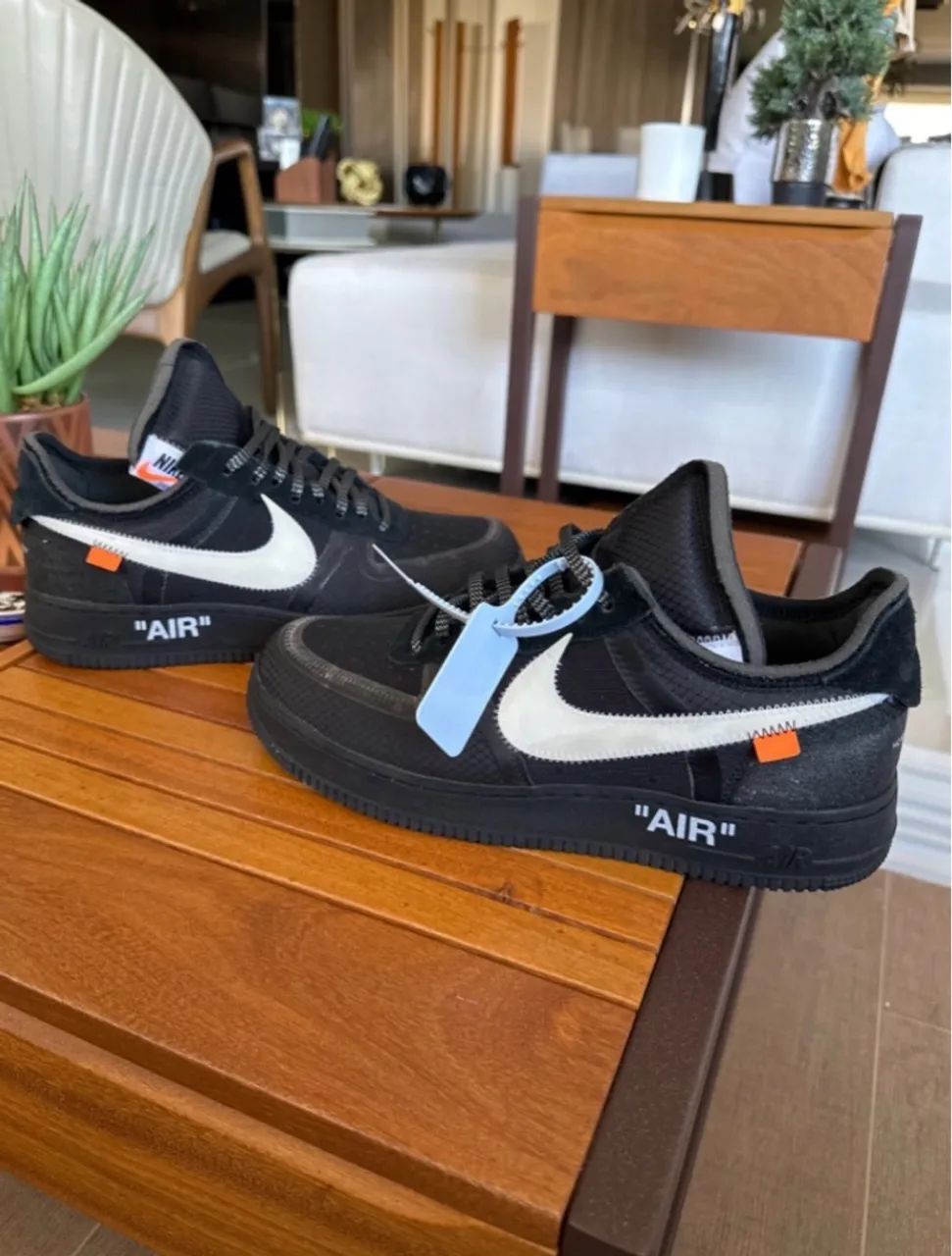 Off-White x Nike Air Force 1 Black