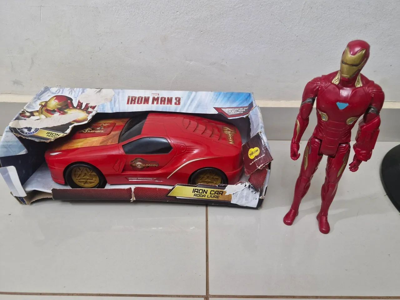 Iron Man 3 - Carrinho e Boneco Hasbro - Foto 2
