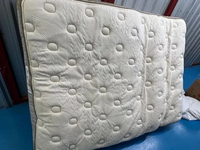 COLCHAO  CASAL - TOP DE LINHA EASTMAN MACIO -  4 MESES de USO + ADQUIRA TAMBEM OS BOXES
