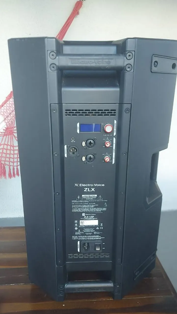 Caixa de Som Electro-Voice ZLX-15P