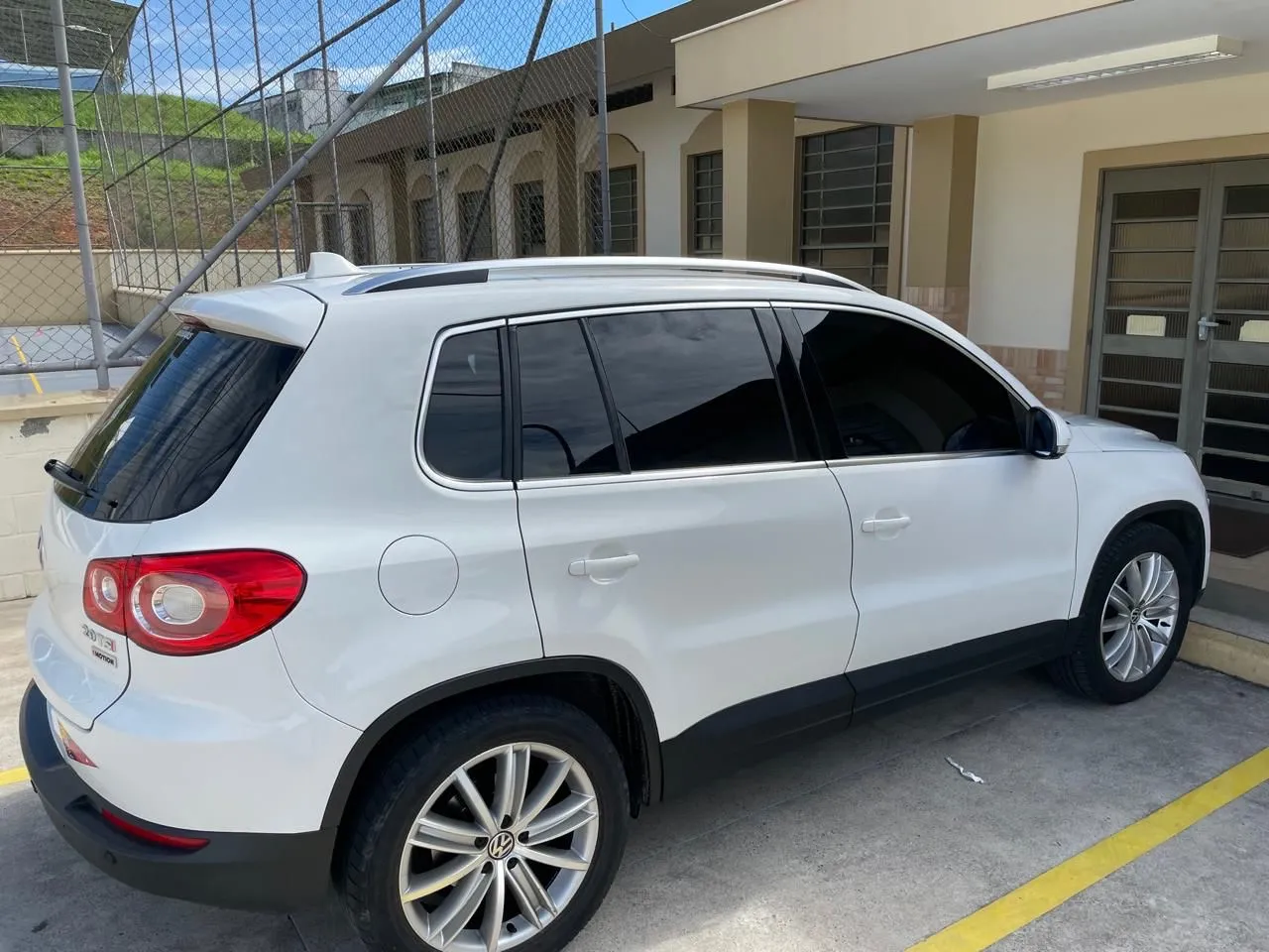 VW TIGUAN 2.0 - 2011