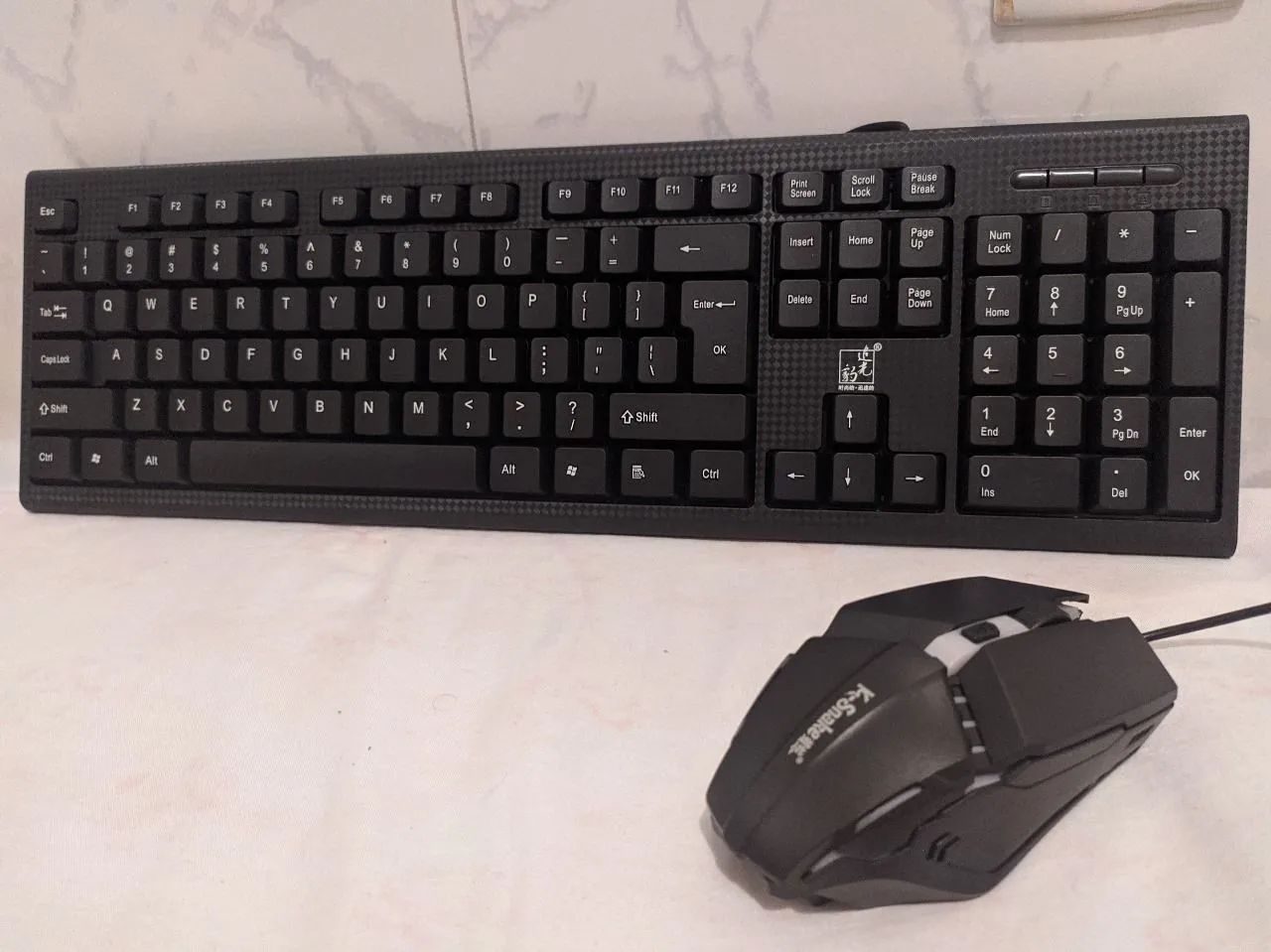 Teclado Q9 USB silencioso + mouse