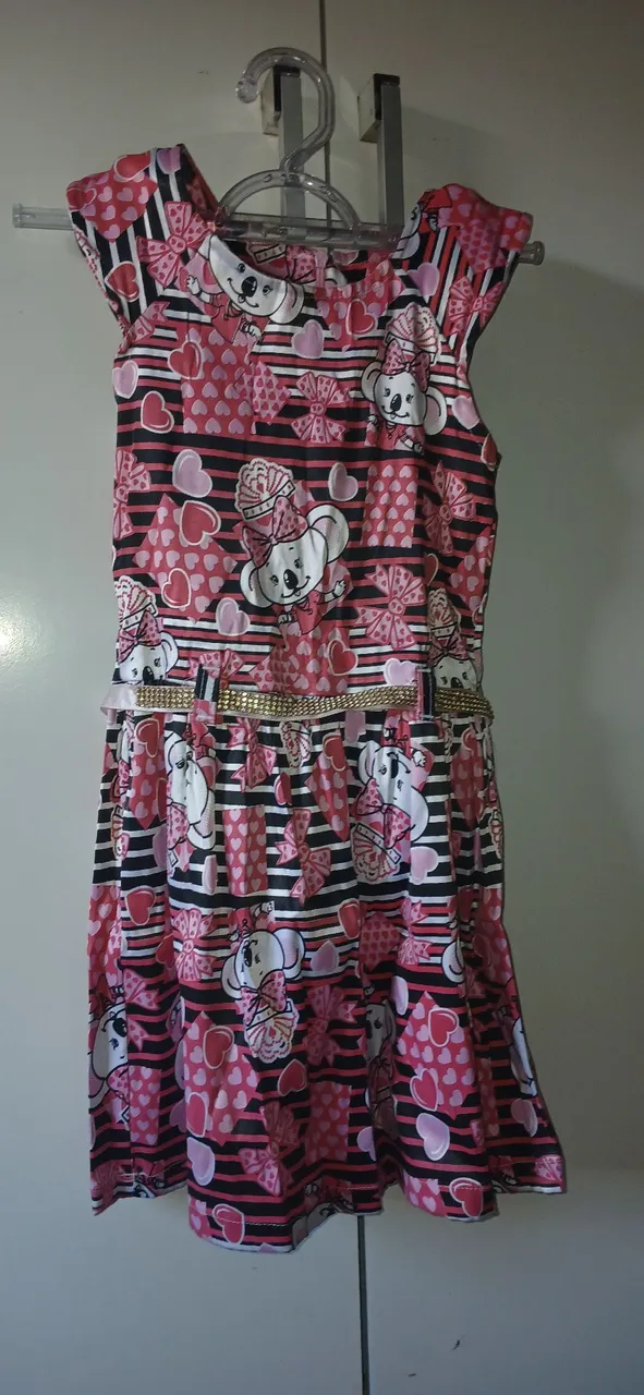 Vestidos estampados Vestindo de 4 a 6 anos
