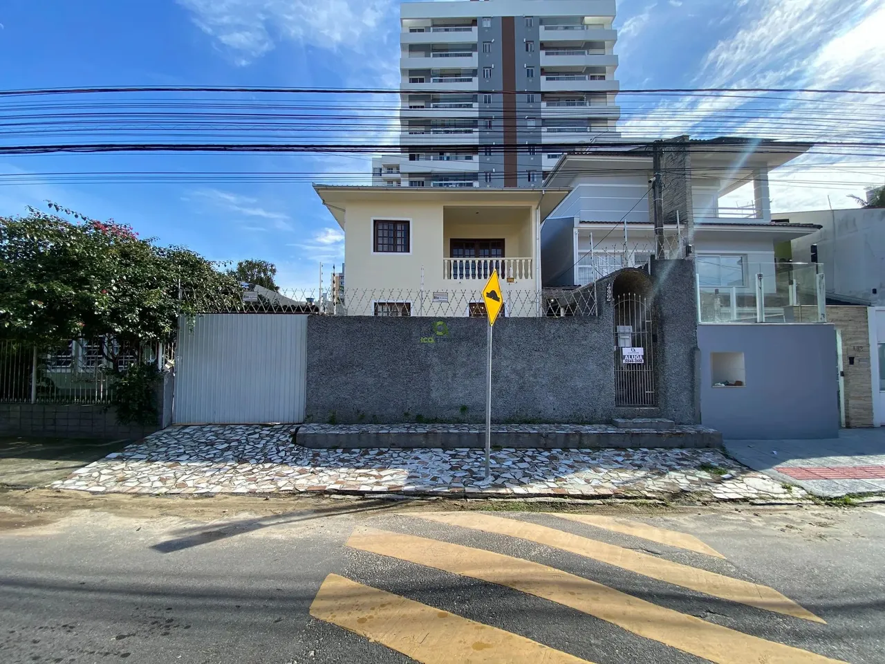 CASA RESIDENCIAL EM BARREIROS!