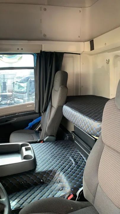 DAF CF FAC 310 8X2 Space Cab 2023/2024 - Foto 11