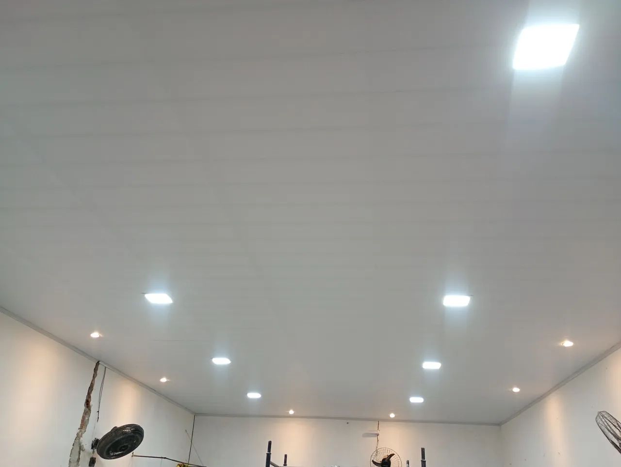 Forro de PVC branco para sua casa