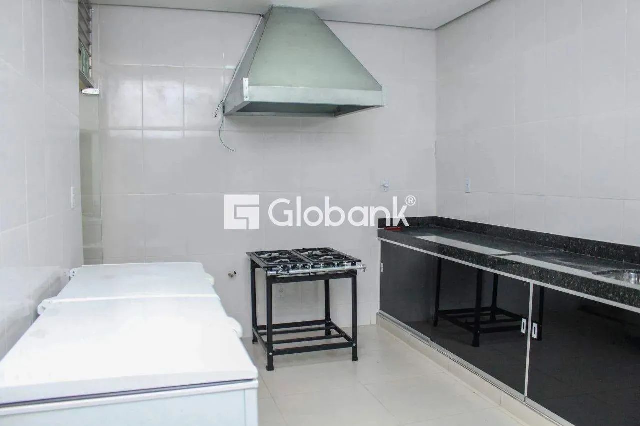 Imóvel completo, versátil e pronto para atender diferentes necessidades! - Foto 5