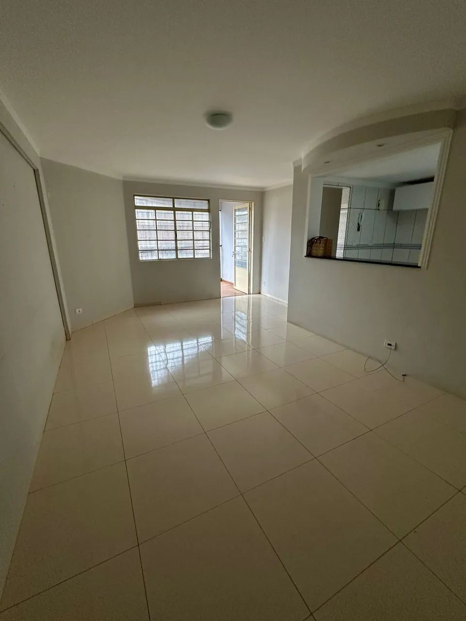 APARTAMENTO TERREO ÓTIMA LOCALIZAÇÃO 