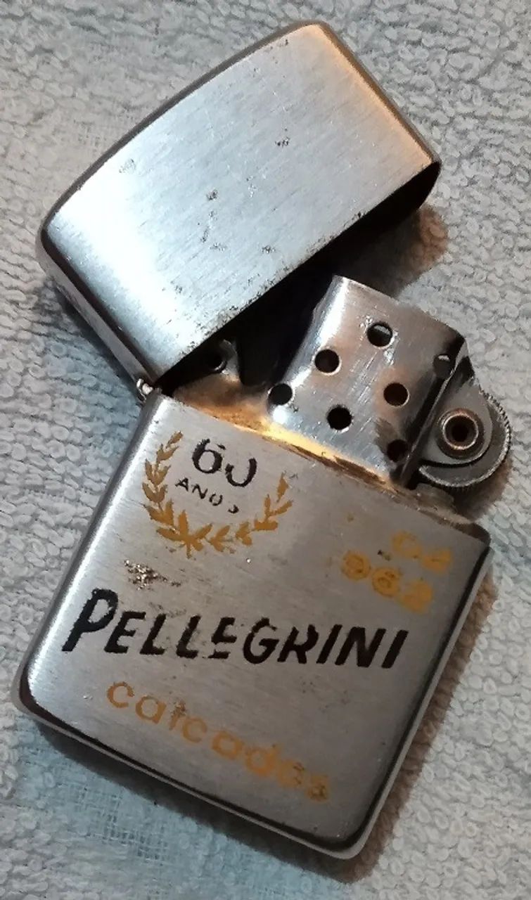 Antigo e raro isqueiro comemorativo do 60º aniversário da Pellegrini calçados (1902-1962) - Foto 2