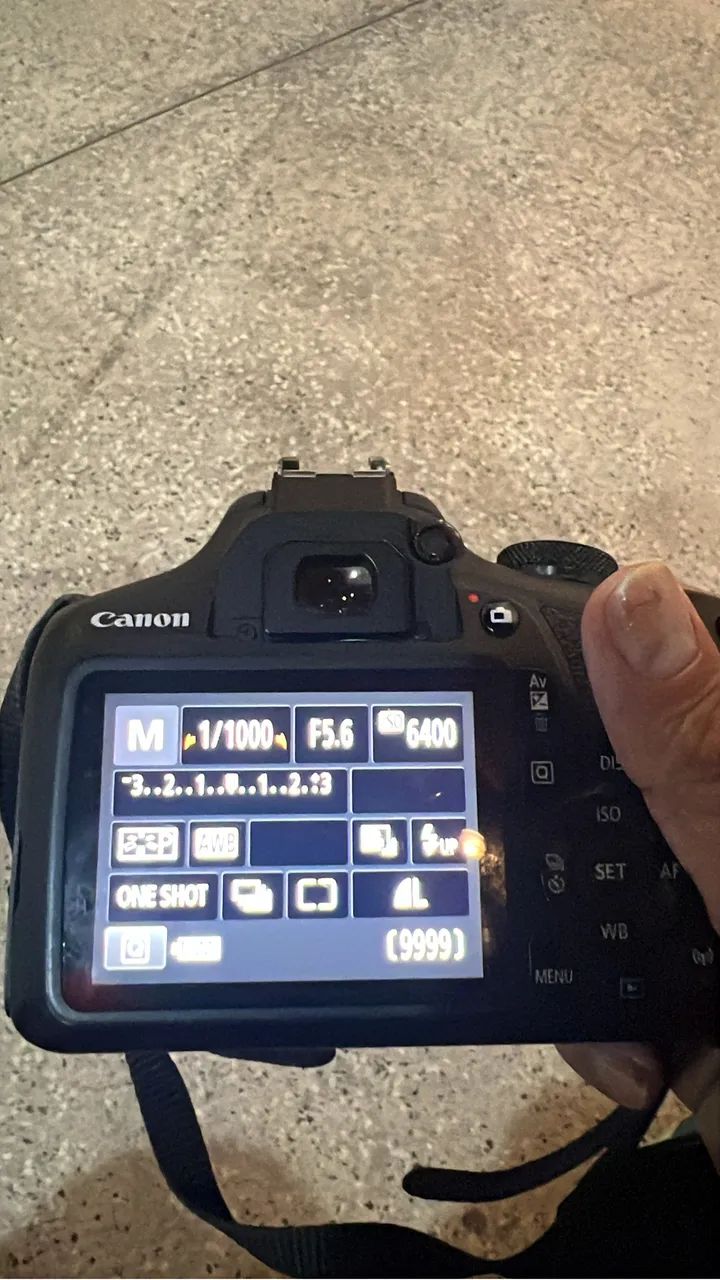 Vendo Câmera Canon EOS Rebel T7 - Foto 4