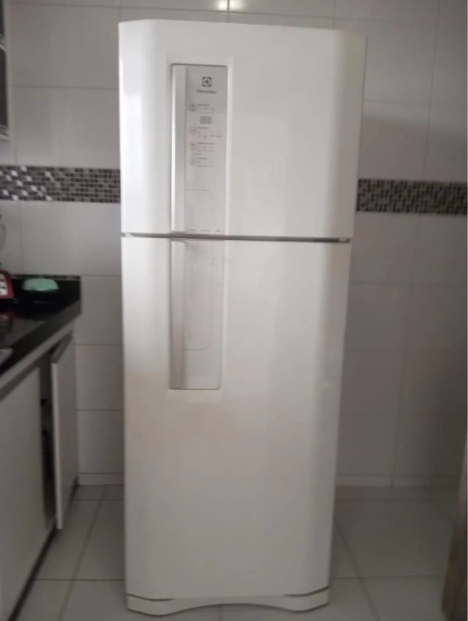 Geladeira eletrolux seminova 127v 350l