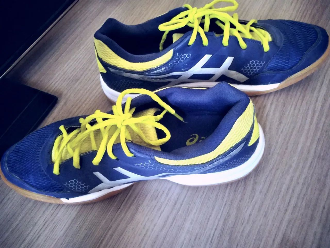 Tênis Asics - Tamanho 43