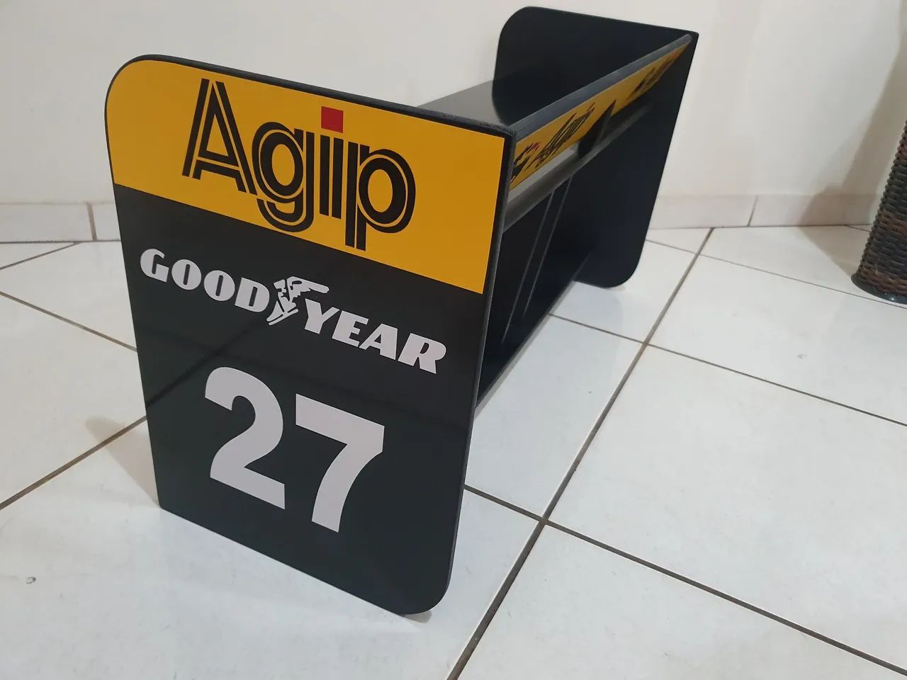 Peça de coleção e decoração formula 1 asa traseira Ferrari  - Foto 3