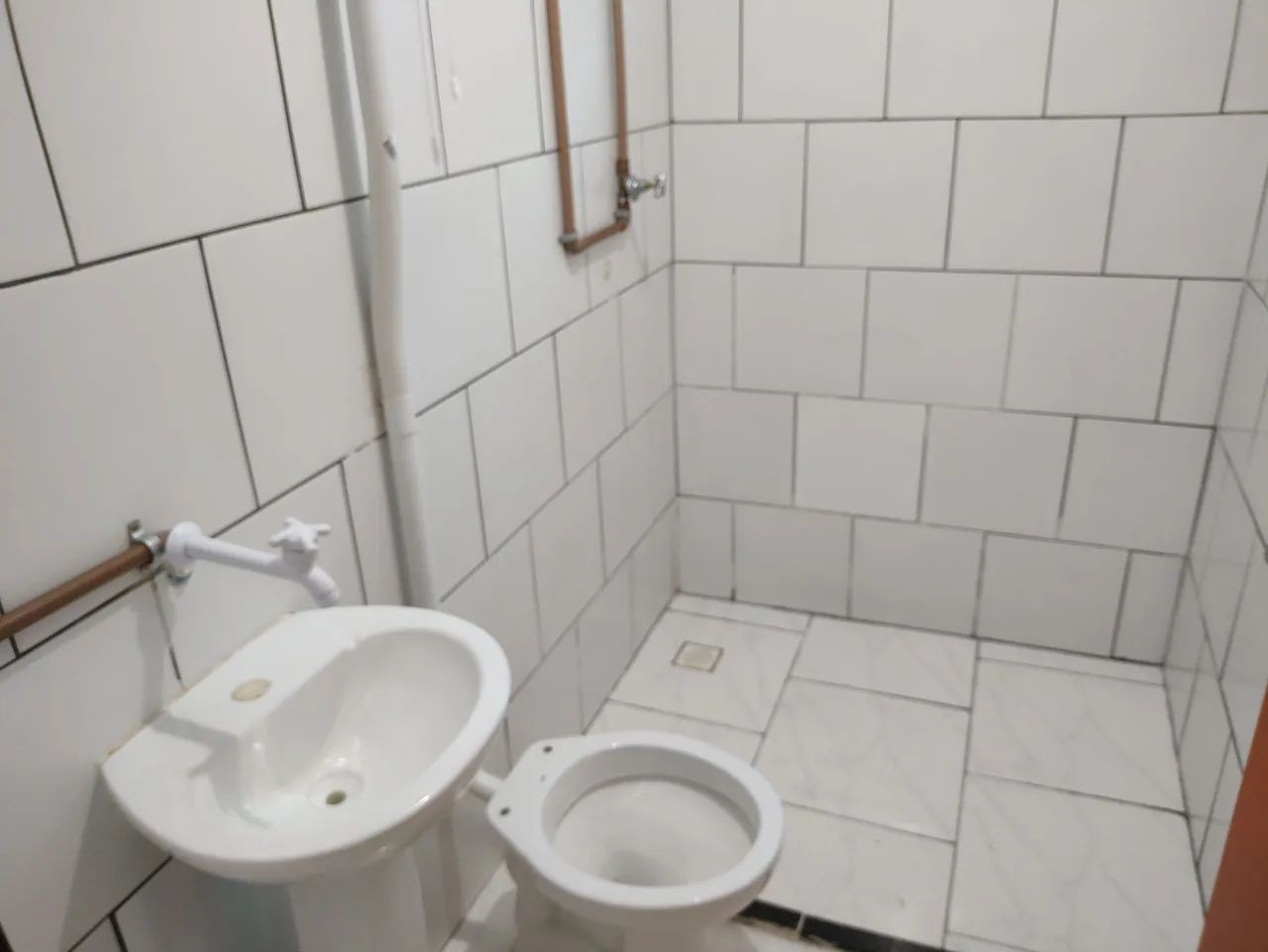 Aluguel de Kitnets e Suítes na Qnn 7 e na Qnn 19 da Ceilândia Norte. - Foto 4