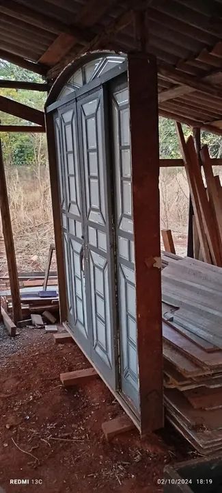 Porta de vidro 2,0/2,40 mts, metalon 30/50 chapa 18 - Foto 5
