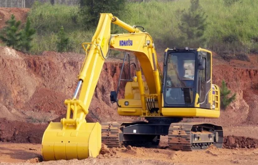 Escavadeira Komatsu venda financiada 