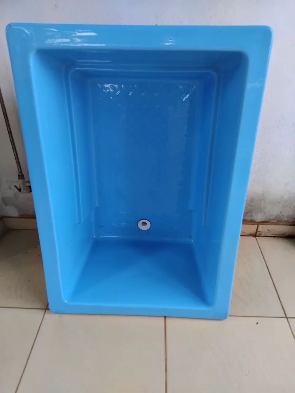 Vende-se Repositor pra ração e Banheira pra pet. - Foto 2