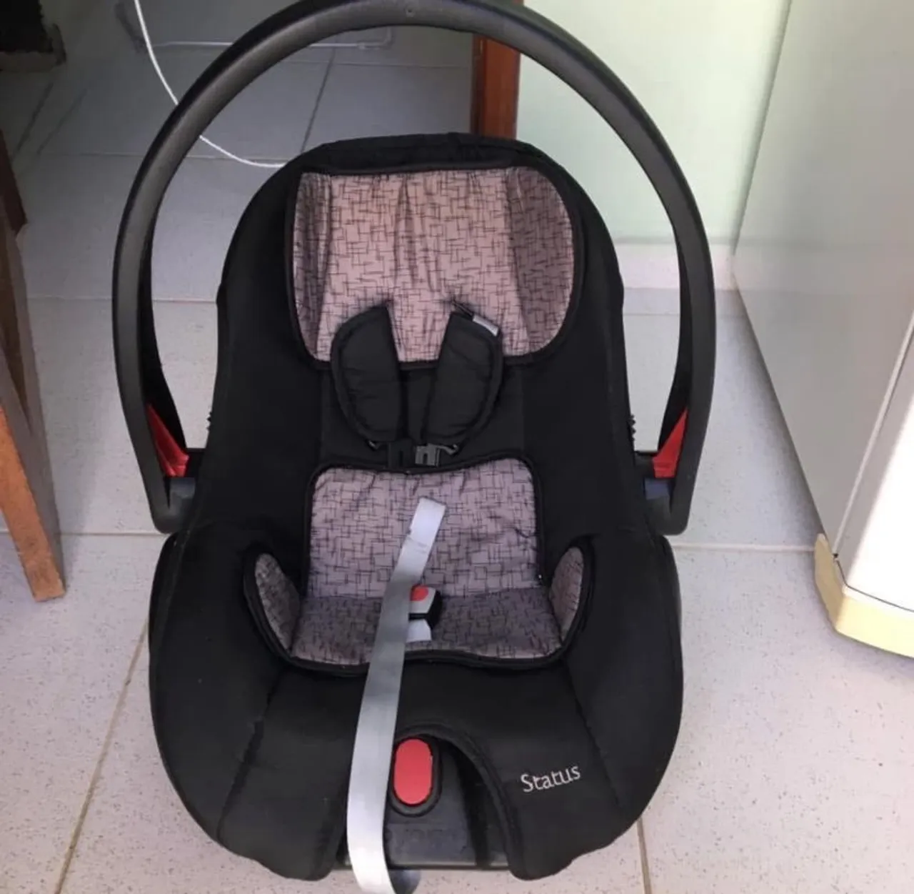 Cadeirinha de bebê - Bebê conforto Status