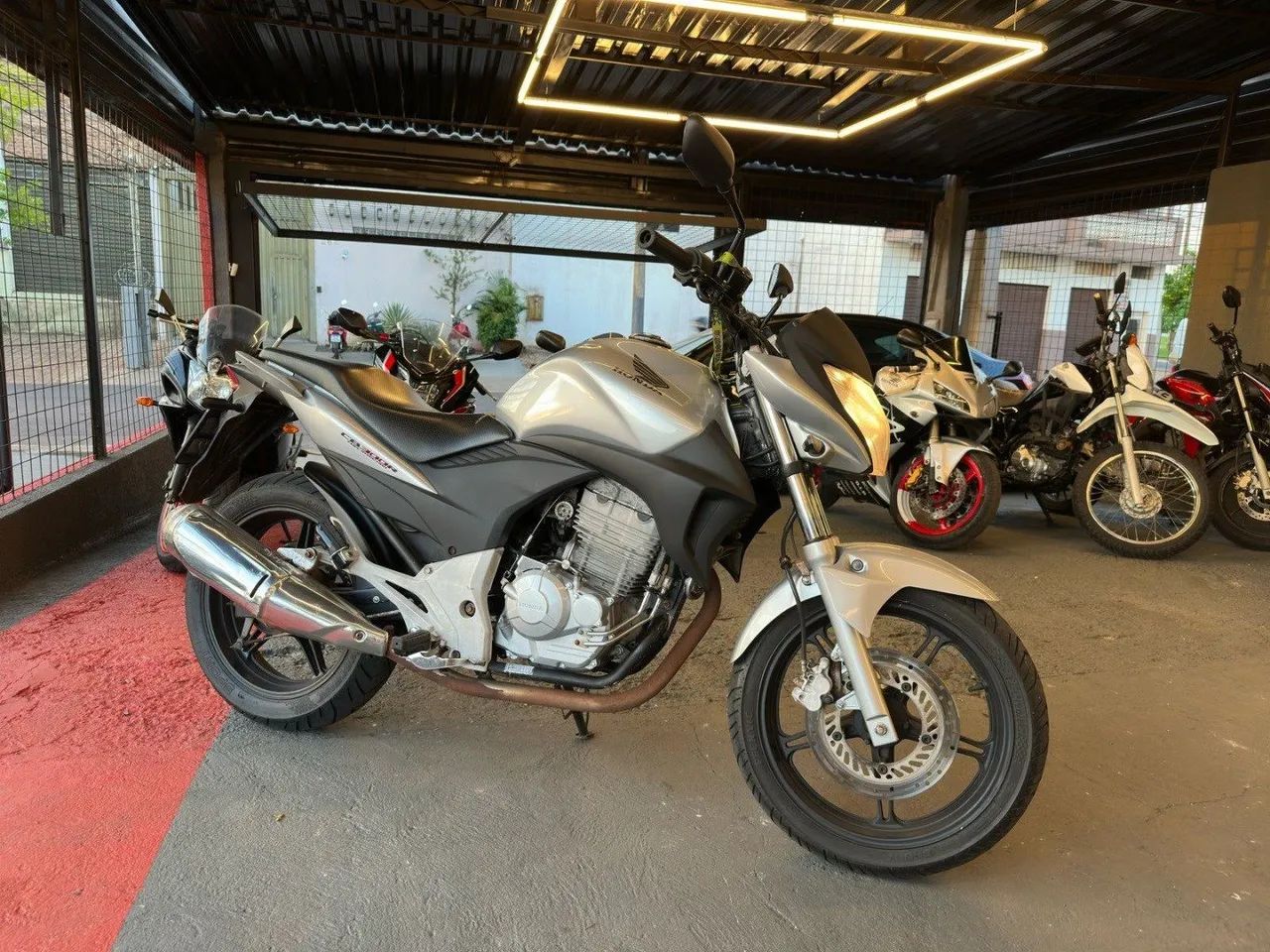 Honda Cb 300f twister cbs 2010