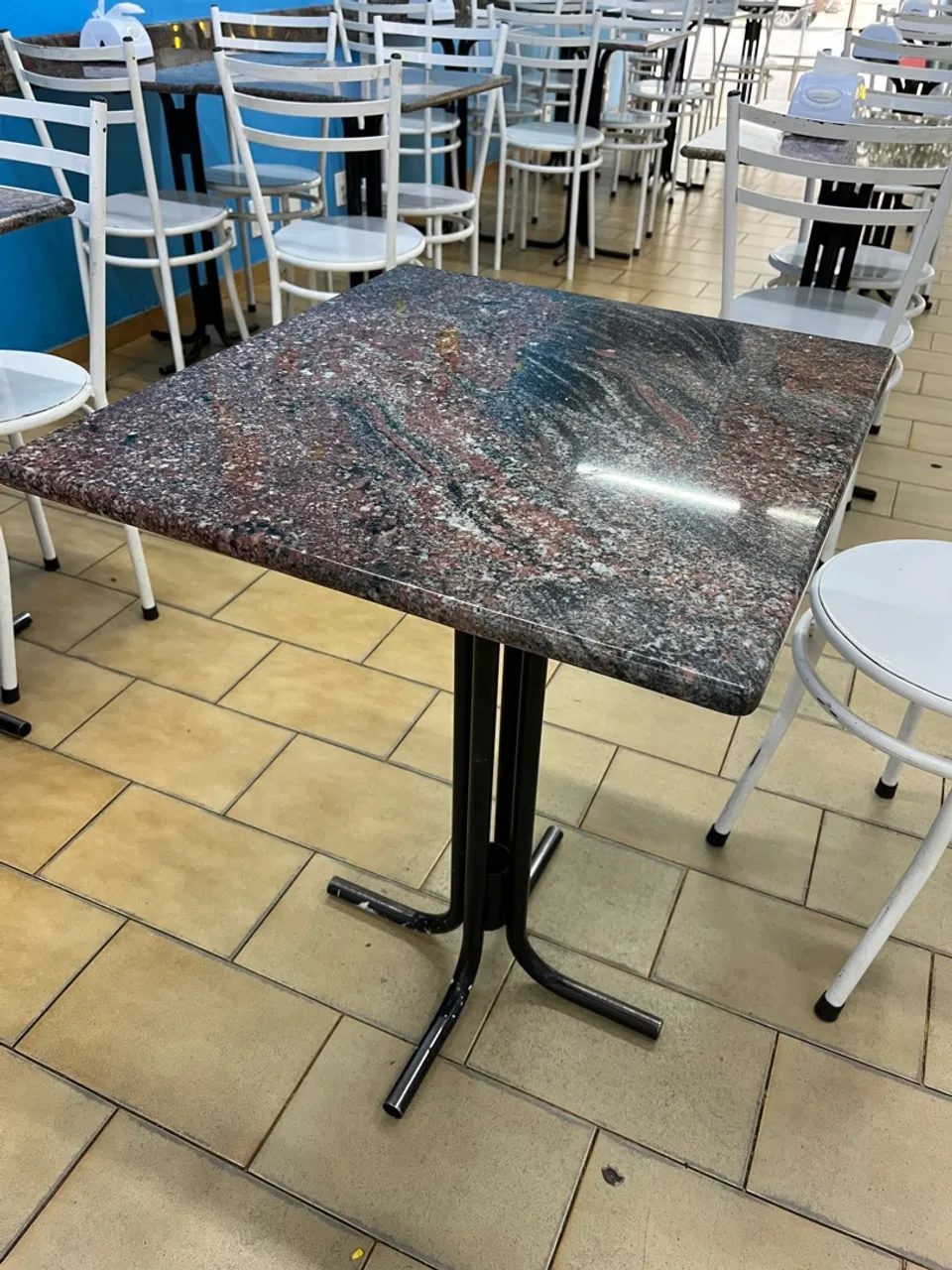 Mesa de Granito para Rest. 60 a unid. Tenho 28 unidades
