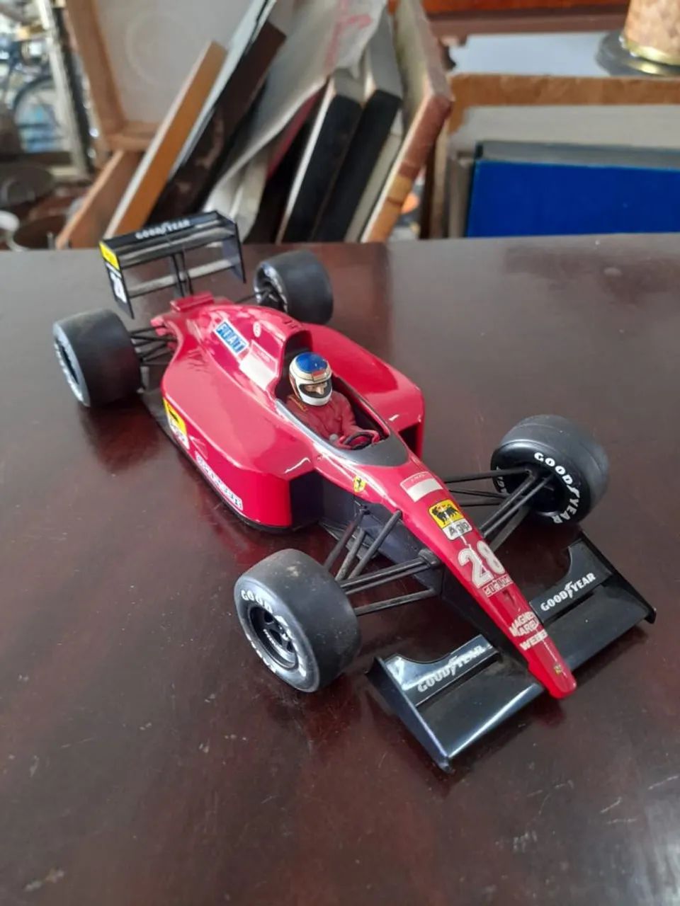 Miniatura de carro 1:20 Ferrari 643 Tamiya