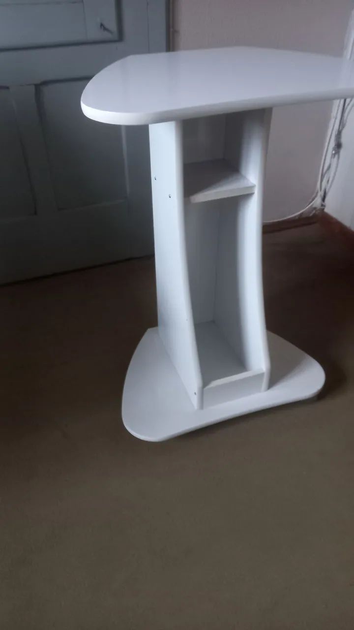 Mesa para computador com rodízios  - Foto 3