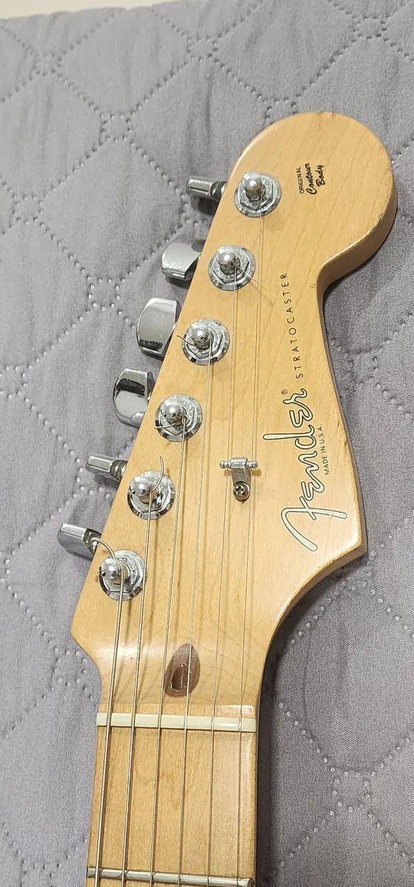Guitarra Fender Stratocaster Americana  - Foto 5