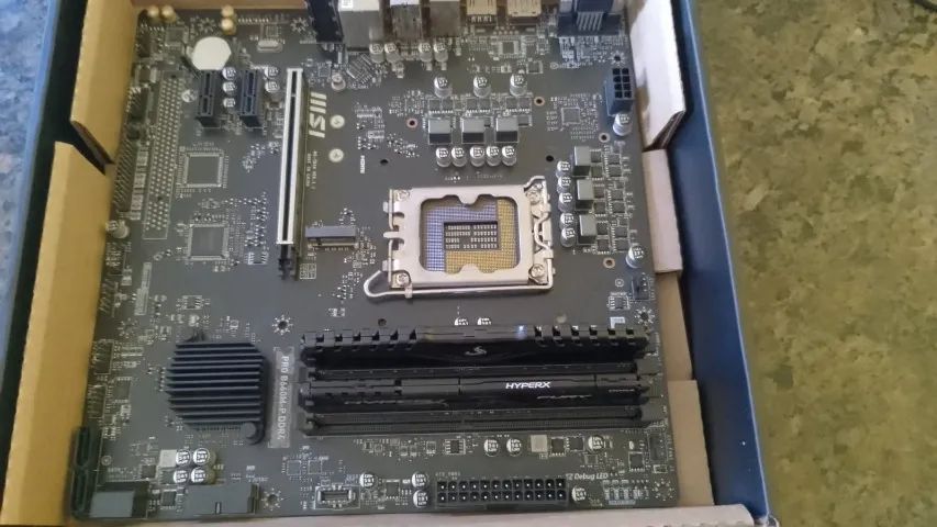 MSI PRO B660M-P DDR4 ProSeries Motherboard + 24GB RAM64317905318403121