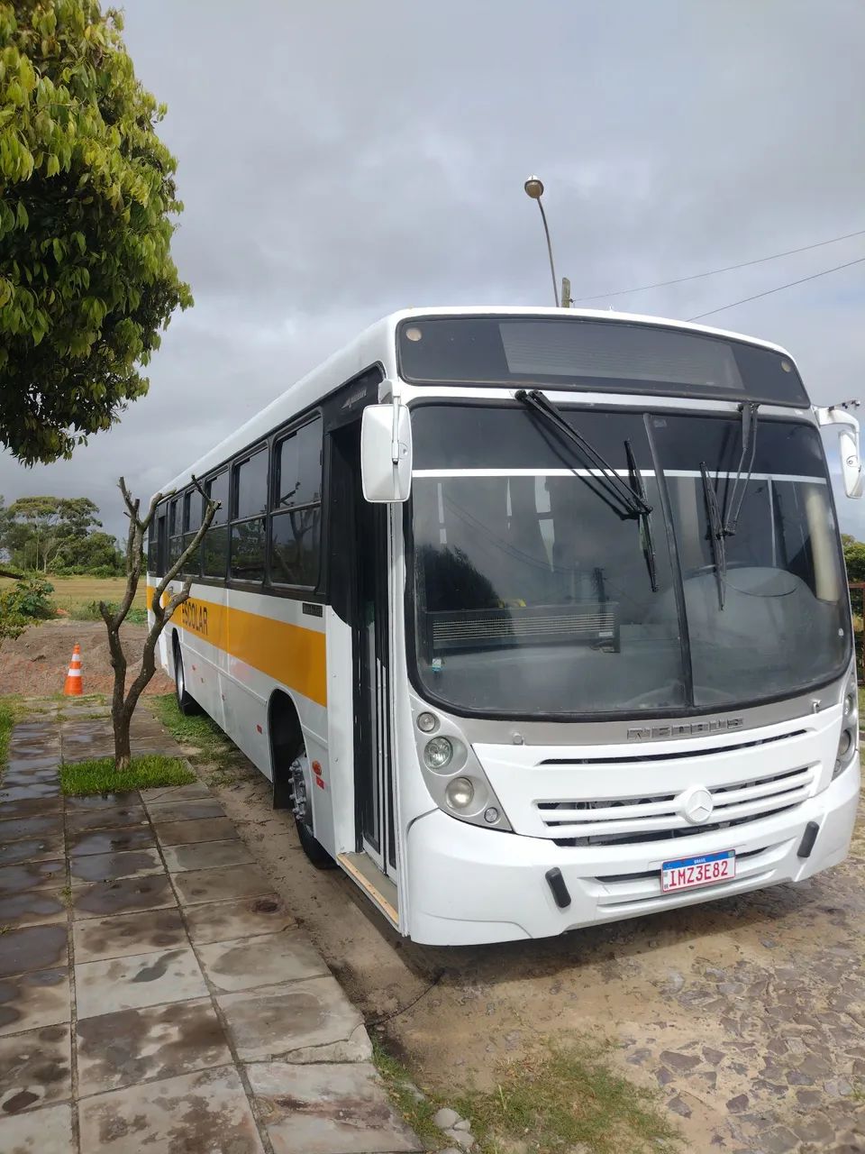 Ônibus Escolar - Mercedes-Benz - 2006
