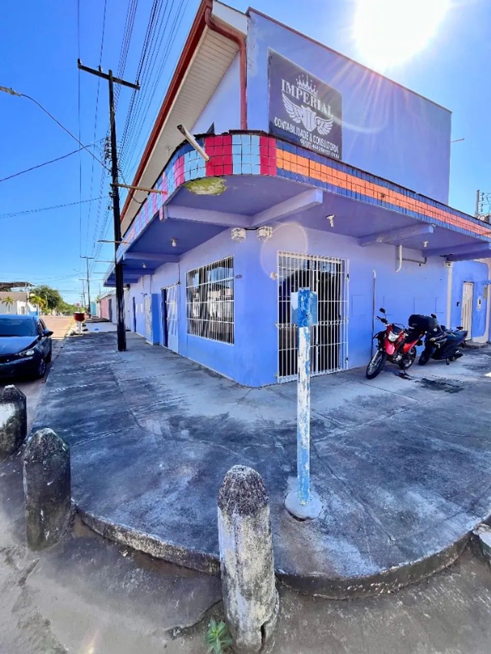 ALUGA-SE SALA COMERCIAL