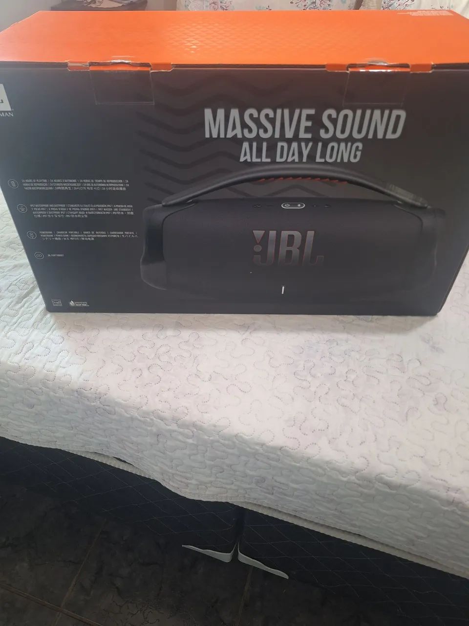 Caixa de som jbl .tem nota fiscal  - Foto 2