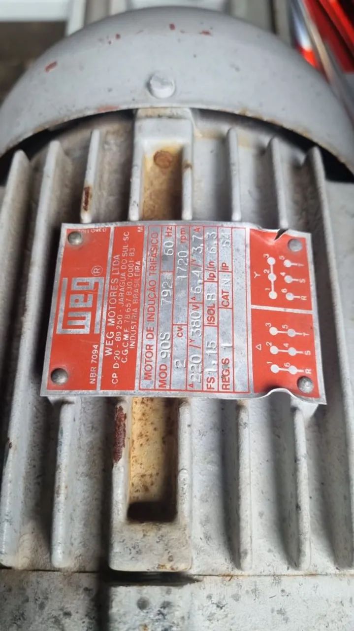 Motor de 2CV trifásico . - Foto 3