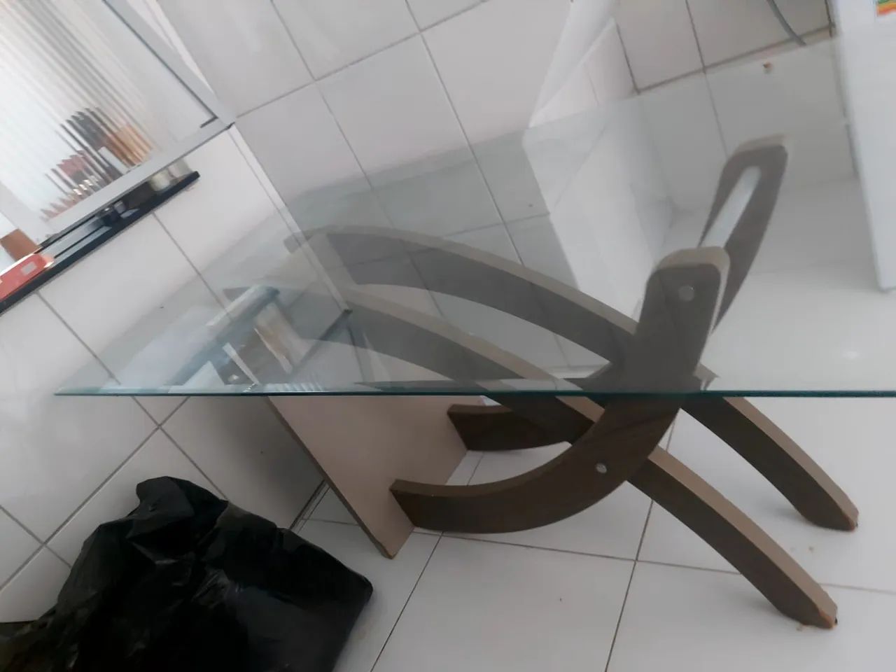 Glass Table469173632573777920