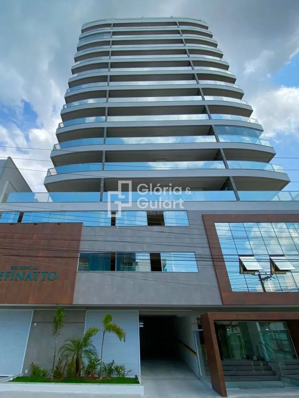Apartamento de 3 quartos com lazer completo na Praia do Morro