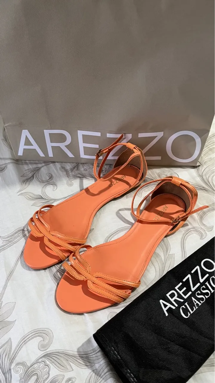 Sandália rasteira Arezzo nº38 nova