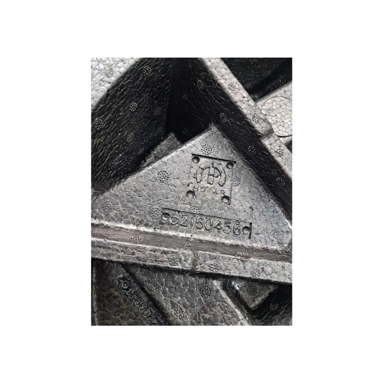 Kit Macaco Isopor Sem Chave Roda Fiat Pulse Fastback 21 A 25