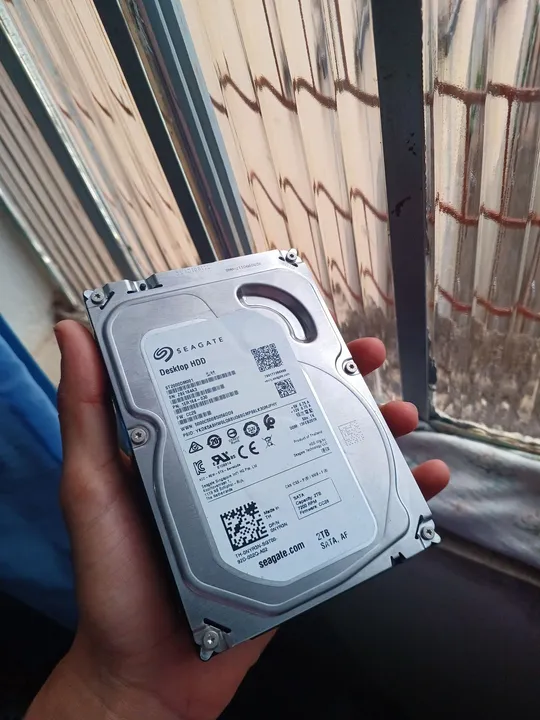 Hd Seagate Desktop Hdd 2tb Sata (Usado)
