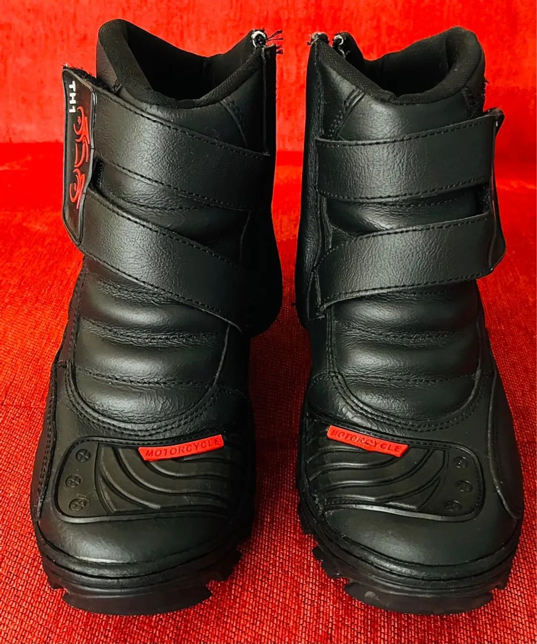 BOTA MOTOCICLISTA UNISSEX TH1, NÚMERO 37, NOVA E SEM USO - Foto 3