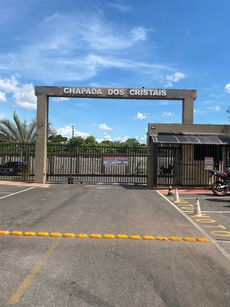 Vende-se ou aluga-se apto Chapada dos cristais