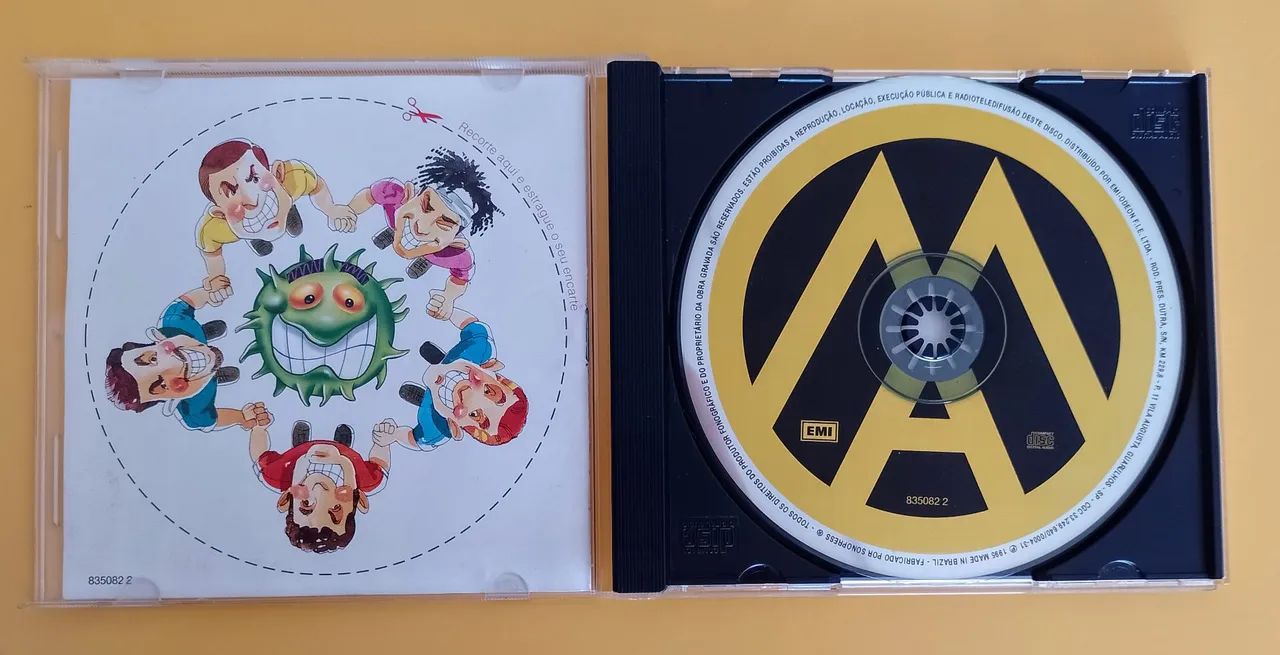 CD Mamonas Assassinas  - Foto 2