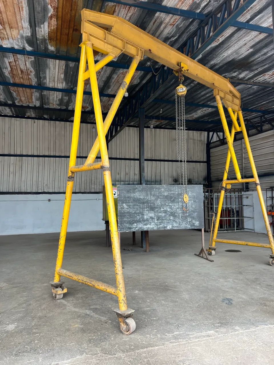 Pórtico e Talha de 5t manual para todo seguimento industrial  - Foto 3